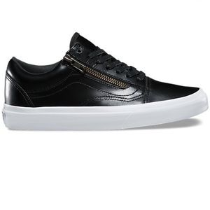 Vans Black Smooth Leather Old Skool Zip Sneakers